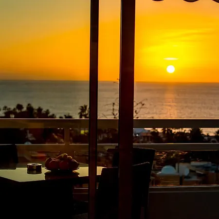 Appartement Ponderosa 619, Americas, 2 Bedroom With Large Terrace And Ocean View, Next To Siam Park *